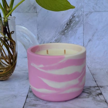 Strawberries & Cream Scented Candle